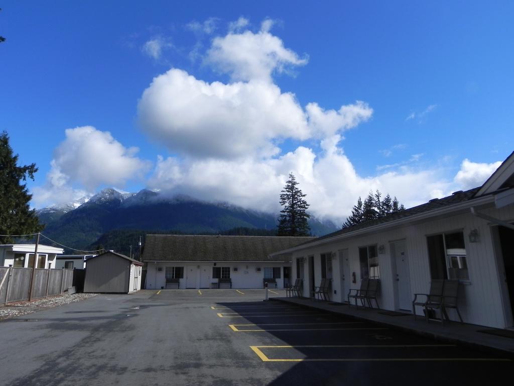 Skagit Motel Hope Buitenkant foto